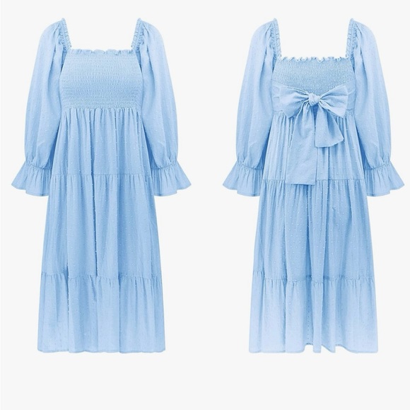 Elegant Blue Smocked Dress - Picture 2 of 7